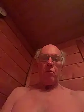 Snapshot of martxxxxx chatting on 02-15-26, 06:18 martxxxxx online show from 02-15-26, 06:18