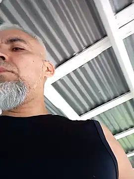 Xoc8  online show from 10-06-25, 04:41