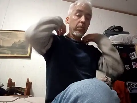 Xoc8  online show from 11-01-25, 03:46