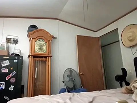 Xoc8  online show from 03-12-26, 06:34