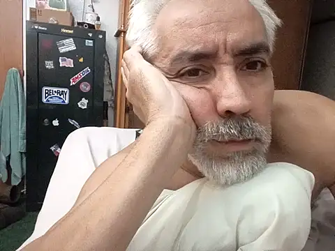 Xoc8  online show from 04-09-26, 06:19