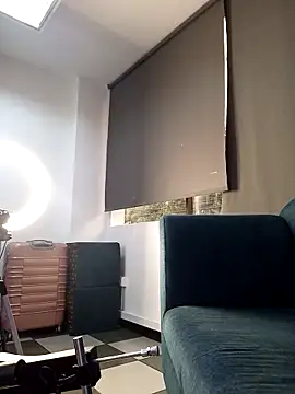 AnthonelaDuque online show from 12-17-25, 11:37