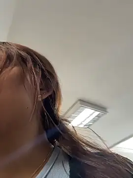 Snapshot of AnthonelaDuque chatting on 02-13-26, 11:32 AnthonelaDuque online show from 02-13-26, 11:32