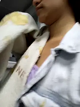 AnthonelaDuque online show from 12-05-25, 11:31