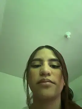 Snapshot of AnthonelaDuque chatting on 02-14-26, 11:54 AnthonelaDuque online show from 02-14-26, 11:54