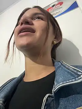 Snapshot of AnthonelaDuque chatting on 02-16-26, 11:31 AnthonelaDuque online show from 02-16-26, 11:31