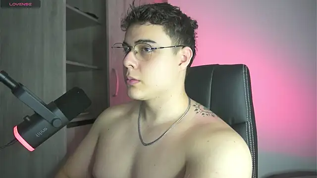 Snapshot of odin_blake chatting on 03-09-25, 12:10 odin blake online show from 03-09-25, 12:10