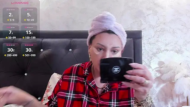 RaelleDarkstar online show from 02-09-26, 11:52