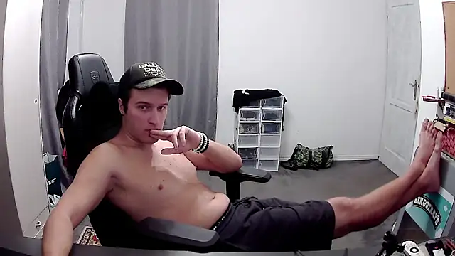 PKrisztian online show from 11-03-25, 09:18