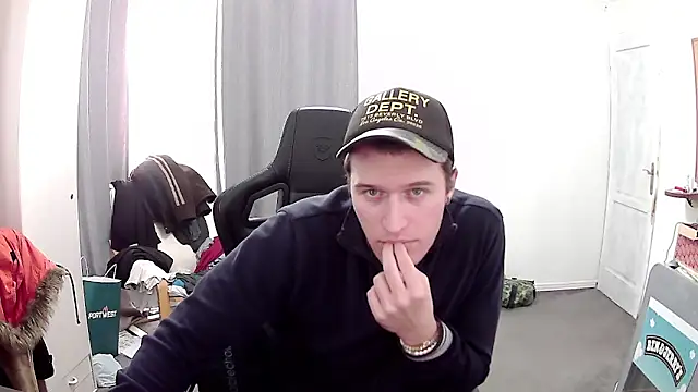 PKrisztian online show from 02-08-26, 06:05