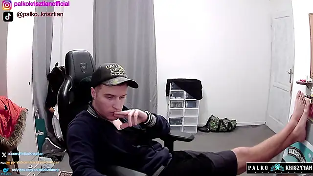 PKrisztian online show from 12-20-25, 10:12