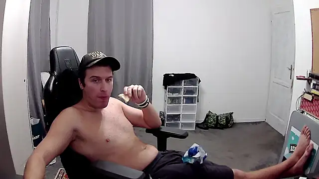 PKrisztian online show from 10-26-25, 08:53