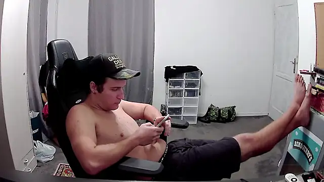 PKrisztian online show from 11-02-25, 02:55