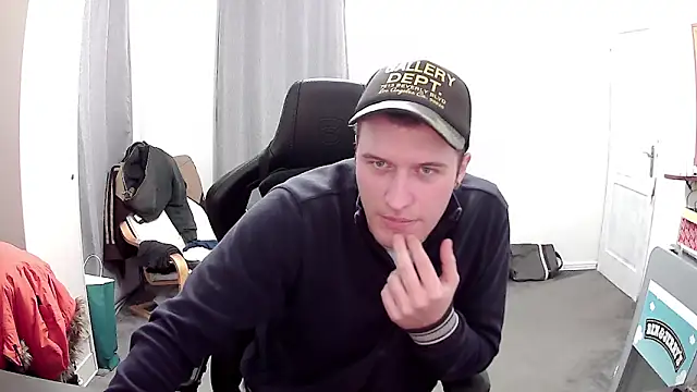 PKrisztian online show from 04-13-26, 11:53