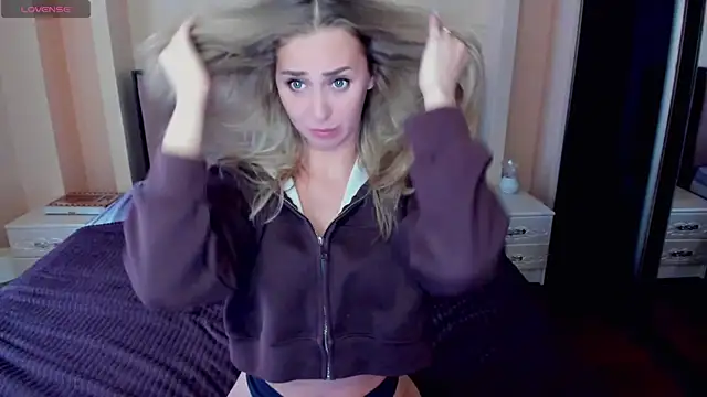 PerfectJulllia online show from 03-24-26, 06:57