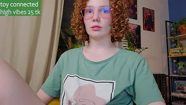 Snapshot of _lightmyfire chatting on 03-21-25, 05:23 lightmyfire online show from 03-21-25, 05:23