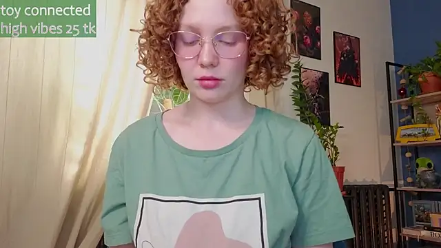 Snapshot of _lightmyfire chatting on 02-28-25, 08:53 lightmyfire online show from 02-28-25, 08:53