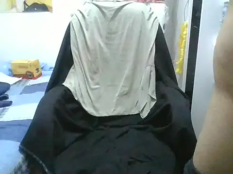 gian1230 online show from 04-25-26, 06:16