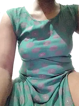 rituporna2004 online show from 10-10-25, 01:45