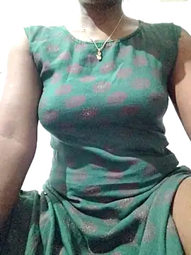 rituporna2004 online show from 09-13-25, 07:25