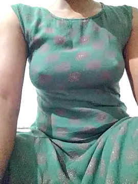 rituporna2004 online show from 12-02-25, 02:01