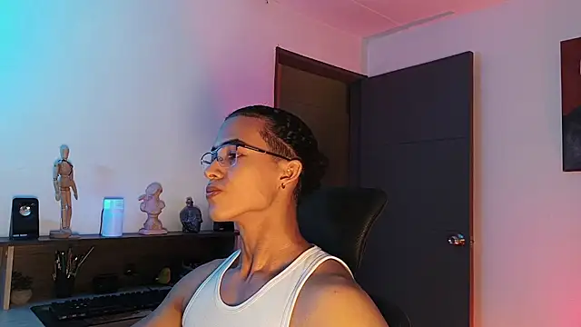 Snapshot of alejo_x3 chatting on 09-24-25, 11:54 alejo x3 online show from 09-24-25, 11:54