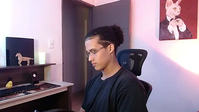 Snapshot of alejo_x3 chatting on 01-16-25, 12:01 alejo x3 online show from 01-16-25, 12:01