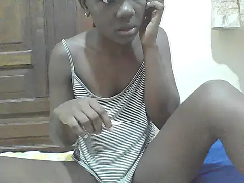 Snapshot of Ebony_Sweetcandy chatting on 02-26-26, 06:41 Ebony Sweetcandy online show from 02-26-26, 06:41