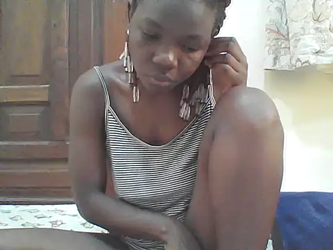 Snapshot of Ebony_Sweetcandy chatting on 02-06-26, 02:35 Ebony Sweetcandy online show from 02-06-26, 02:35