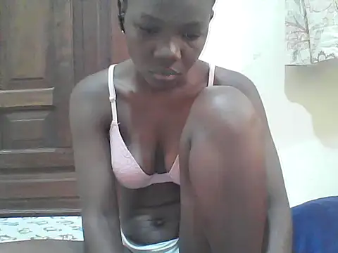 Snapshot of Ebony_Sweetcandy chatting on 02-18-26, 02:24 Ebony Sweetcandy online show from 02-18-26, 02:24