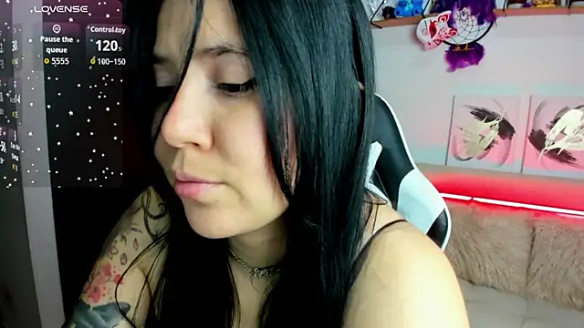 AilynRed online show from 01-08-26, 02:17