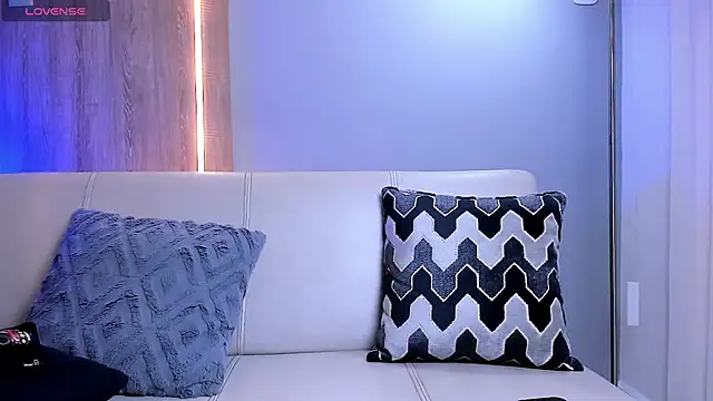 SymonPrince online show from 10-29-25, 10:20