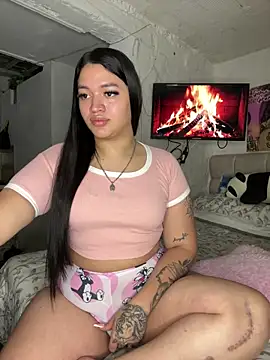 GemaGranadoss online show from 10-24-25, 03:49