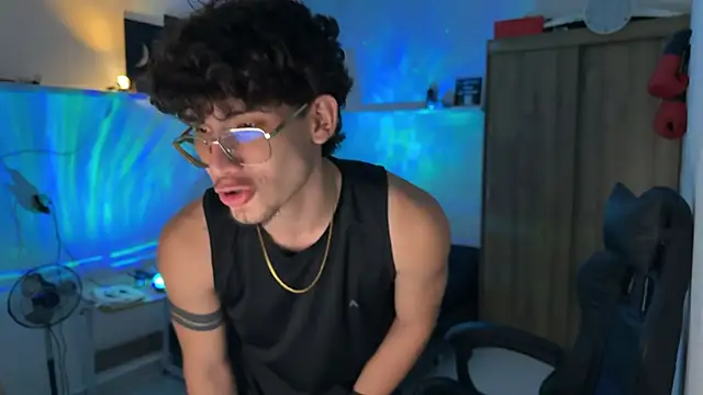 Kisan Smith online show from 02-16-26, 03:05