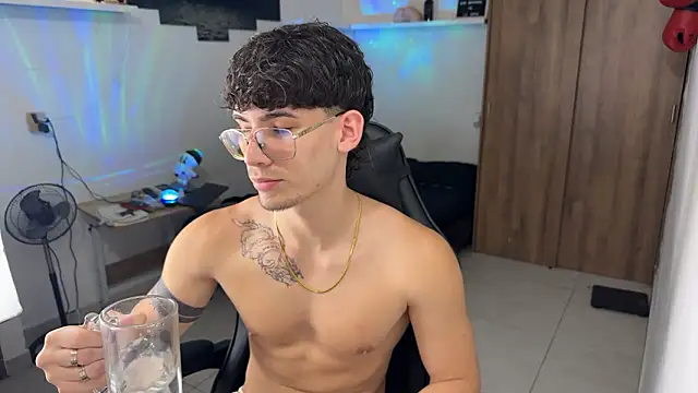 Kisan Smith online show from 02-22-26, 03:31