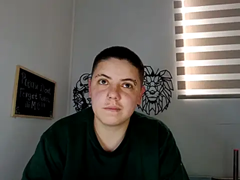 aron lettone01 online show from 10-23-25, 05:33