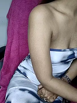 Snapshot of Leeeezzzz_roy chatting on 09-12-25, 06:29 Leeeezzzz roy online show from 09-12-25, 06:29