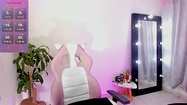 EmmaRusellx online show from 03-31-26, 05:15