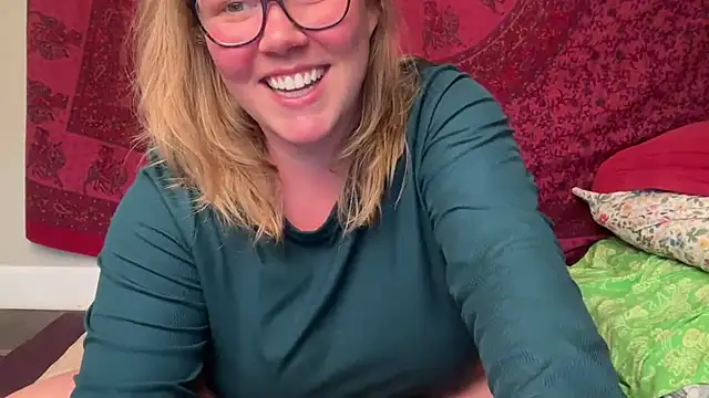 GlitterKitty108 online show from 03-16-26, 09:06