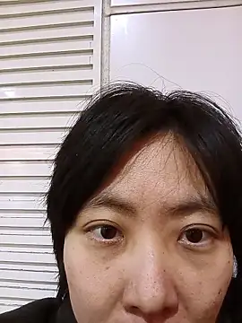 Snapshot of muuna9999 chatting on 01-14-26, 12:31 muuna9999 online show from 01-14-26, 12:31