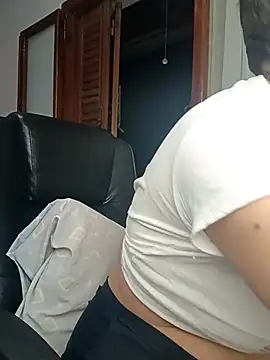 ConeNella online show from 03-22-25, 01:11