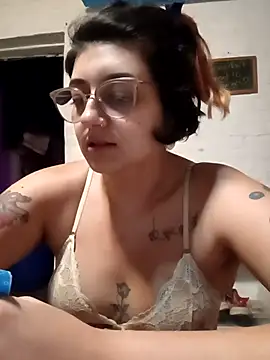 ConeNella online show from 03-21-25, 03:22