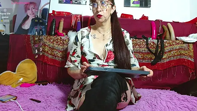 Wiktoria Brownx online show from 11-29-25, 08:42