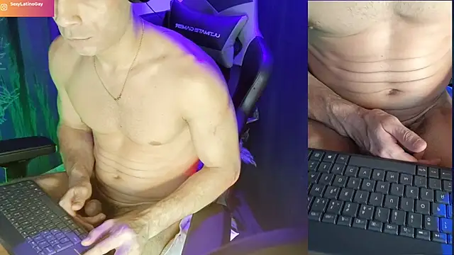 Snapshot of sexyboycolombi4 chatting on 03-18-25, 07:33 sexyboycolombi4 online show from 03-18-25, 07:33