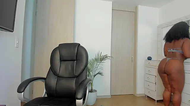 charlotte tiller online show from 04-11-26, 01:02