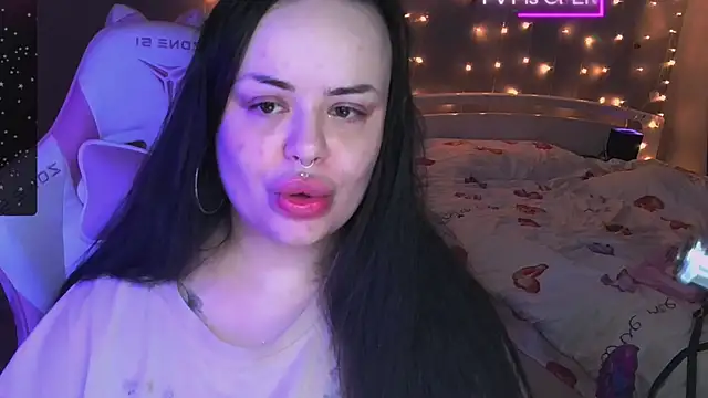 Snapshot of og_maddison chatting on 12-03-24, 05:15 og maddison online show from 12-03-24, 05:15