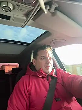 Jose HotLatino online show from 02-12-26, 08:36