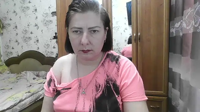 SophieNightAh online show from 11-12-25, 05:17