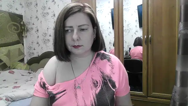 SophieNightAh online show from 11-28-25, 07:47