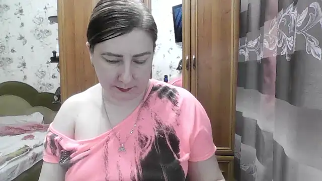 SophieNightAh online show from 01-15-26, 11:19